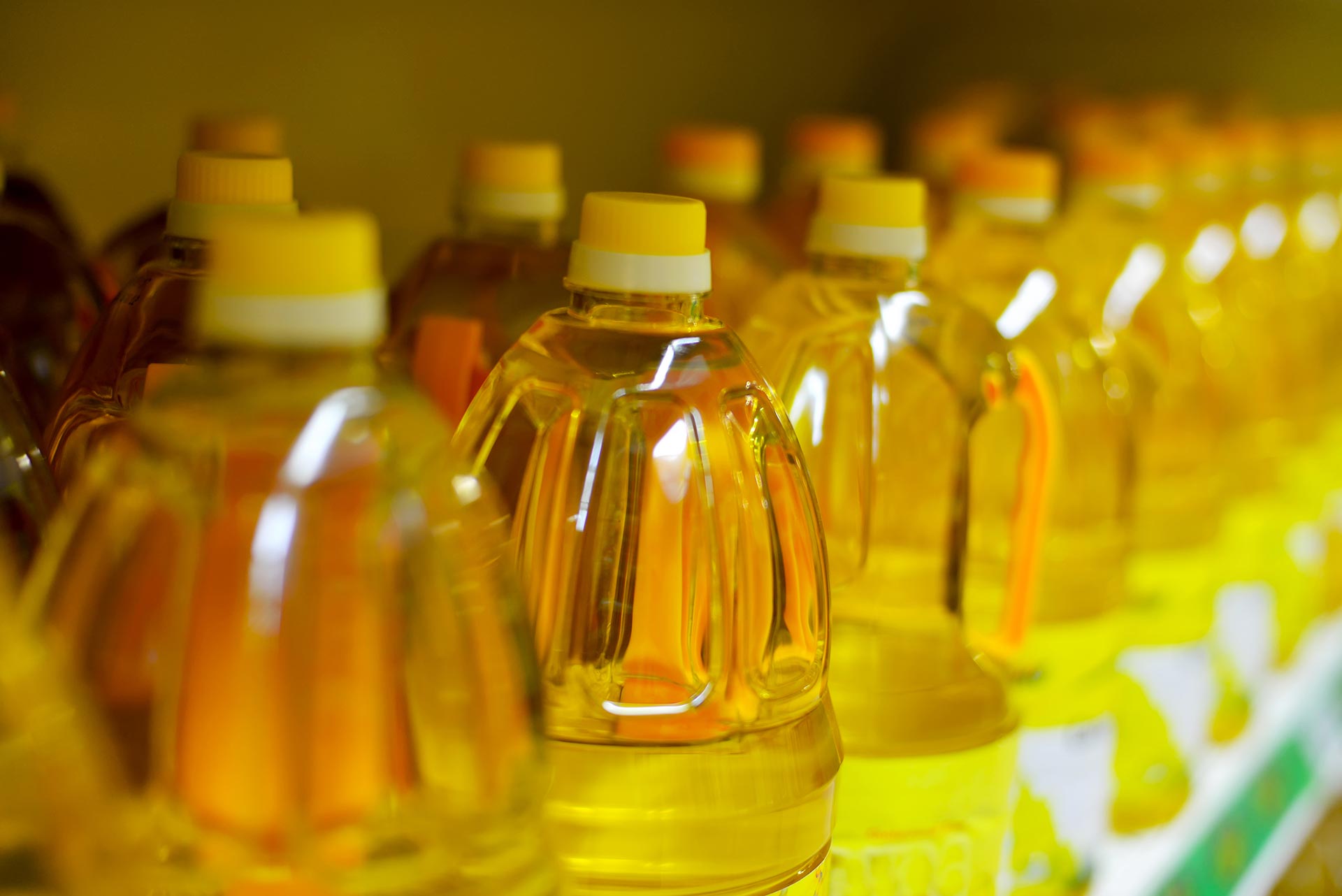 close-up-of-cooking-oils